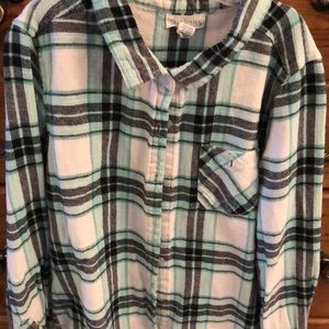 Girls xl plaid lightweight flannel